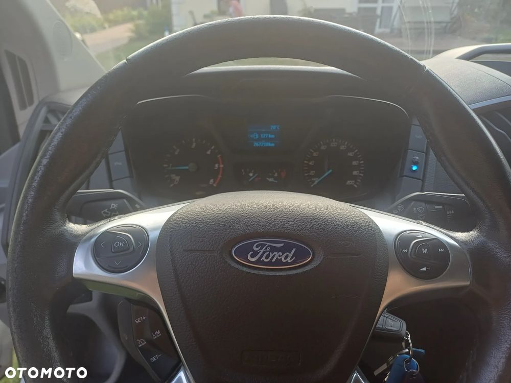 Ford Transit - 10