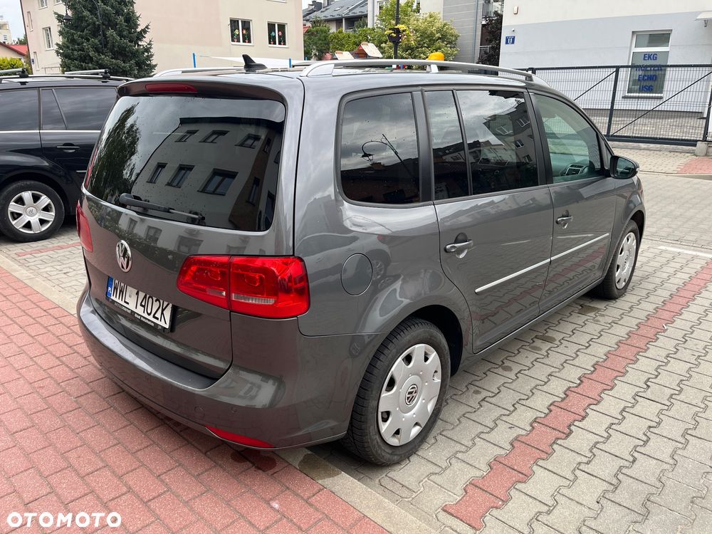 Volkswagen Touran 2.0 TDI DPF Highline - 4
