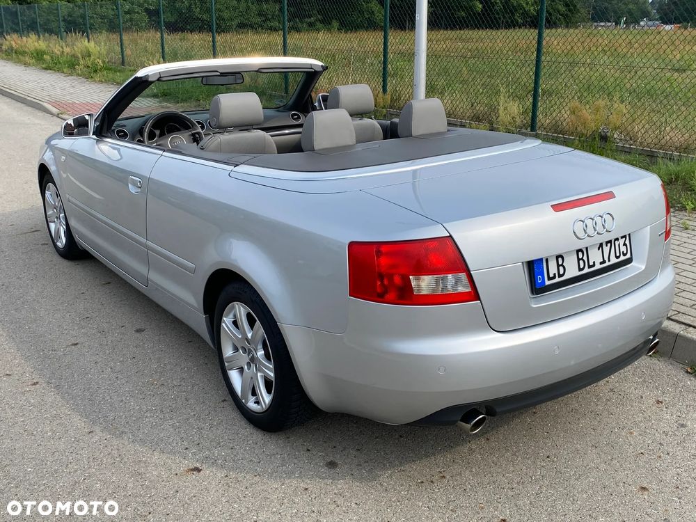 Audi A4 Cabrio 1.8 T quattro - 12