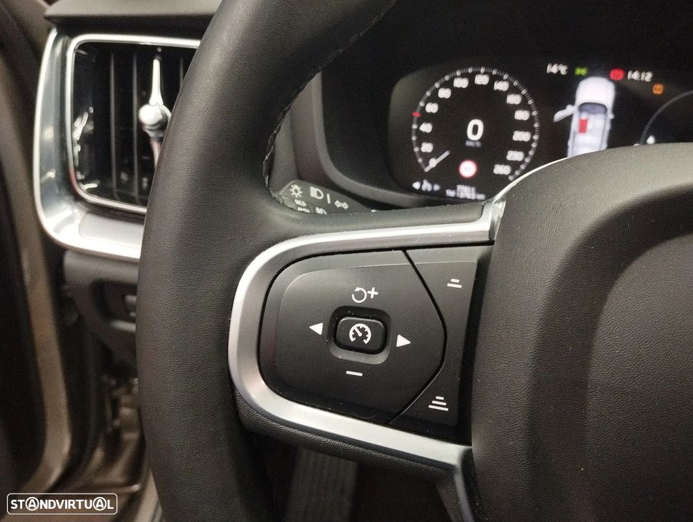 Volvo V60 2.0 T6 AWD TE Inscription - 25