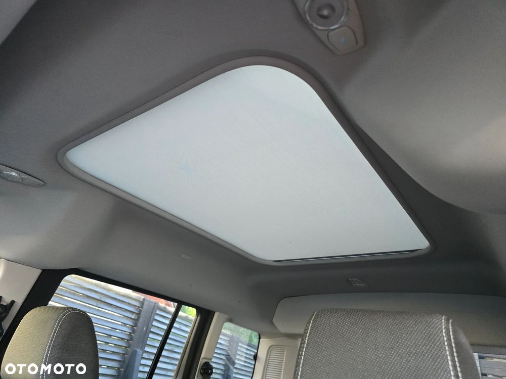 Ford Tourneo Connect 1.6 TDCi Titanium - 13