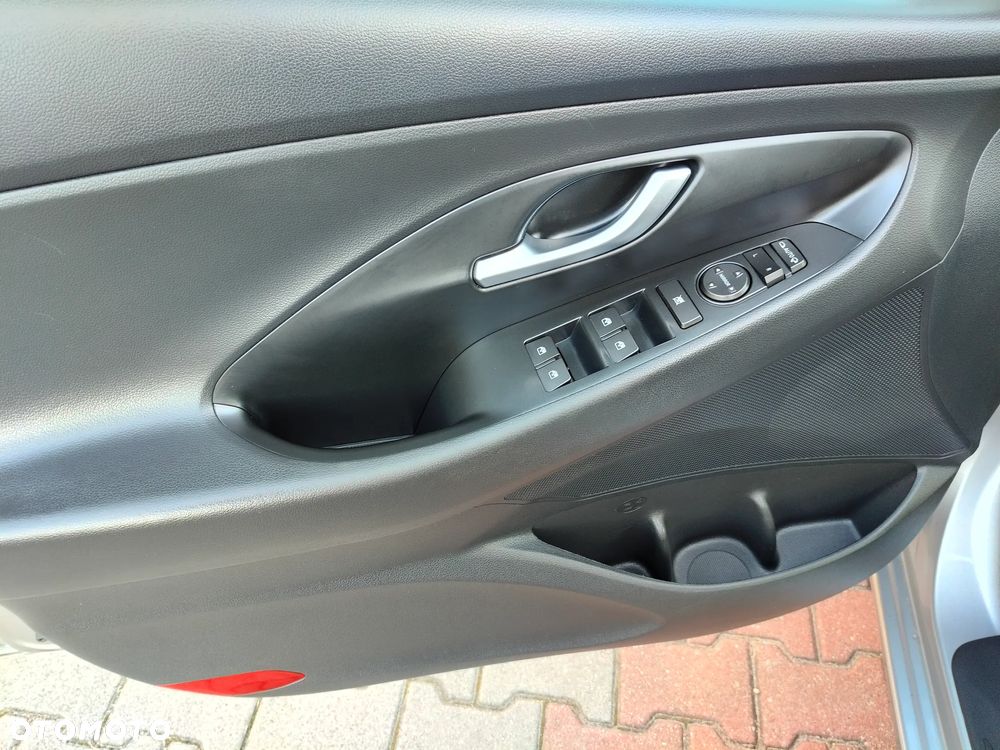 Hyundai i30 1.0 T-GDI Modern - 8