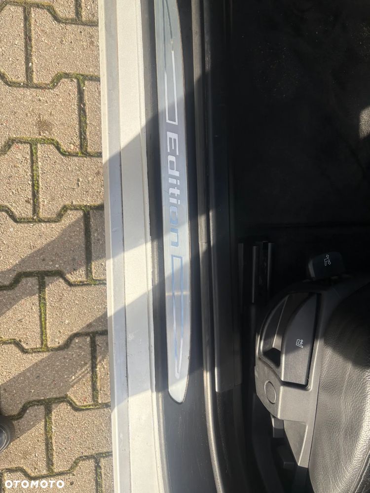 BMW Seria 5 520d Edition Exclusive - 13