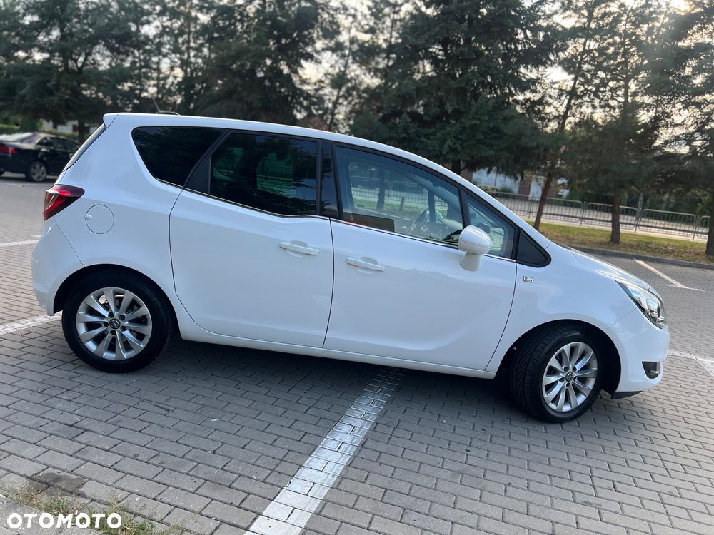 Opel Meriva - 10