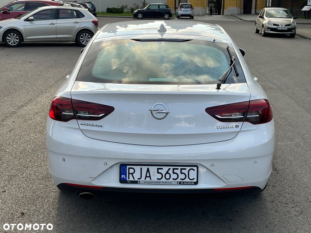 Opel Insignia 2.0 CDTI Active S&S - 13