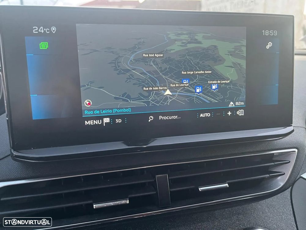 Peugeot 3008 1.5 BlueHDi Allure EAT8 - 31
