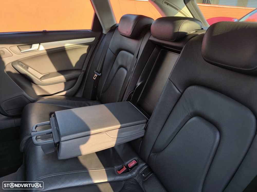 Audi A4 Allroad 2.0 TDI quattro Advance - 27