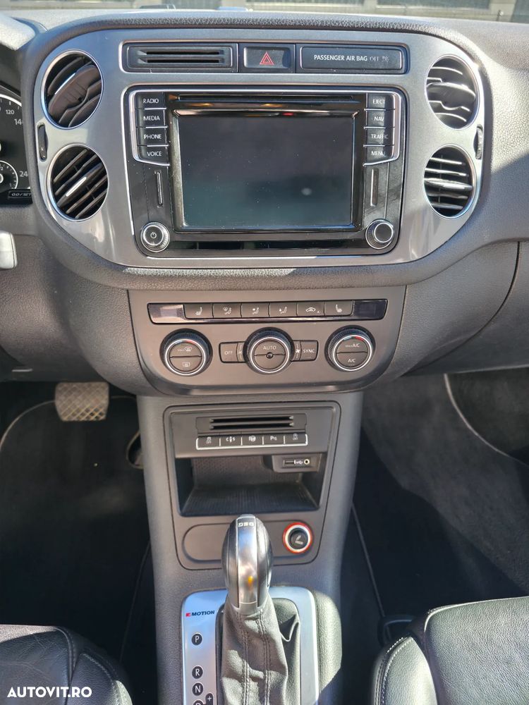 Volkswagen Tiguan 2.0 TDI SCR 4MOTION BlueMotion Technology DSG Sport & Style - 12