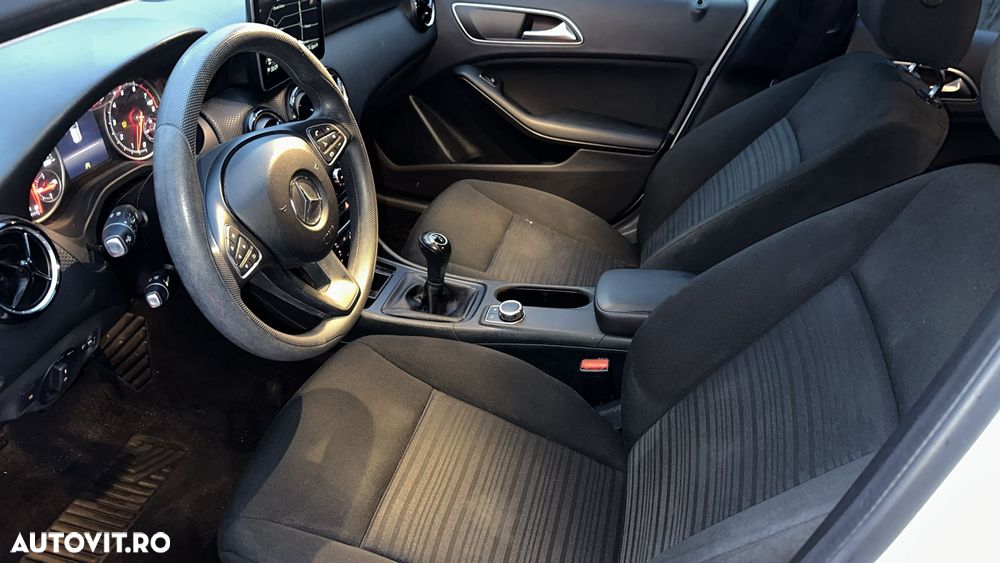 Mercedes-Benz A 160 - 9