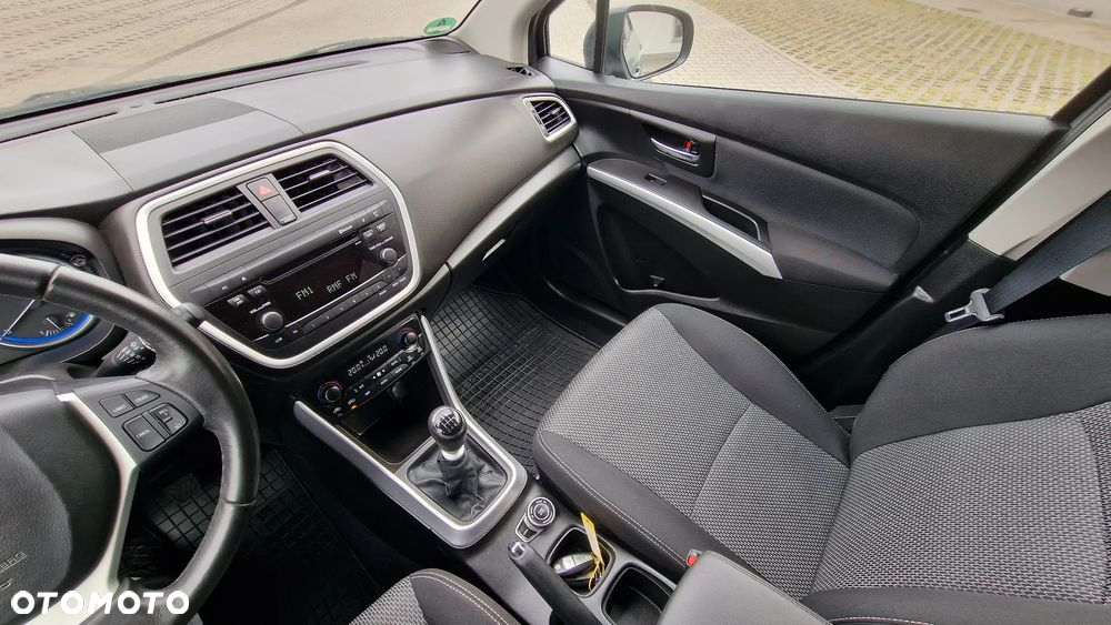 Suzuki SX4 S-Cross 1.6 DDiS 4x4 Comfort+ - 20