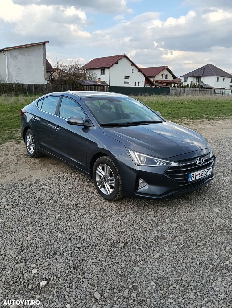 Hyundai Elantra 1.6 MPi Comfort - 8