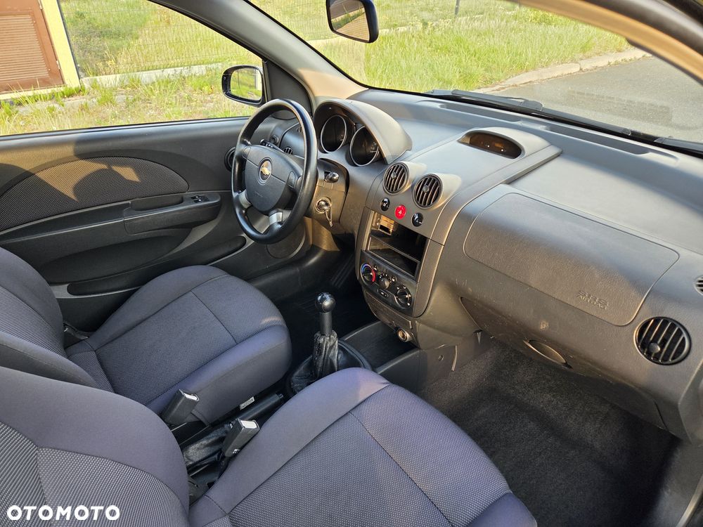 Chevrolet Aveo - 7