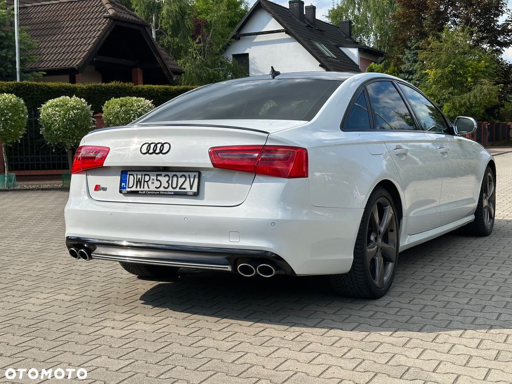 Audi S6 Limousine - 12
