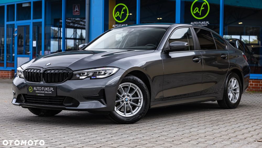 BMW Seria 3 320i - 2