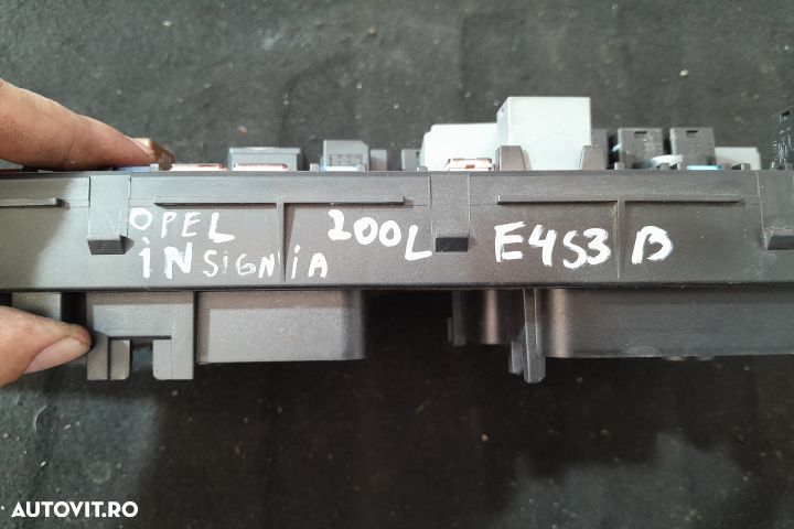 Panou sigurante motor 22953003 529050199 13255300 22953003 529050199 - 3
