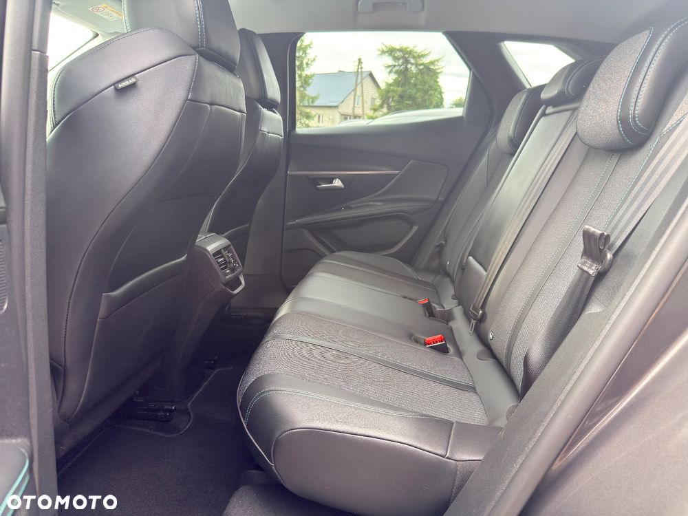 Peugeot 3008 1.5 BlueHDi GT S&S EAT8 - 19