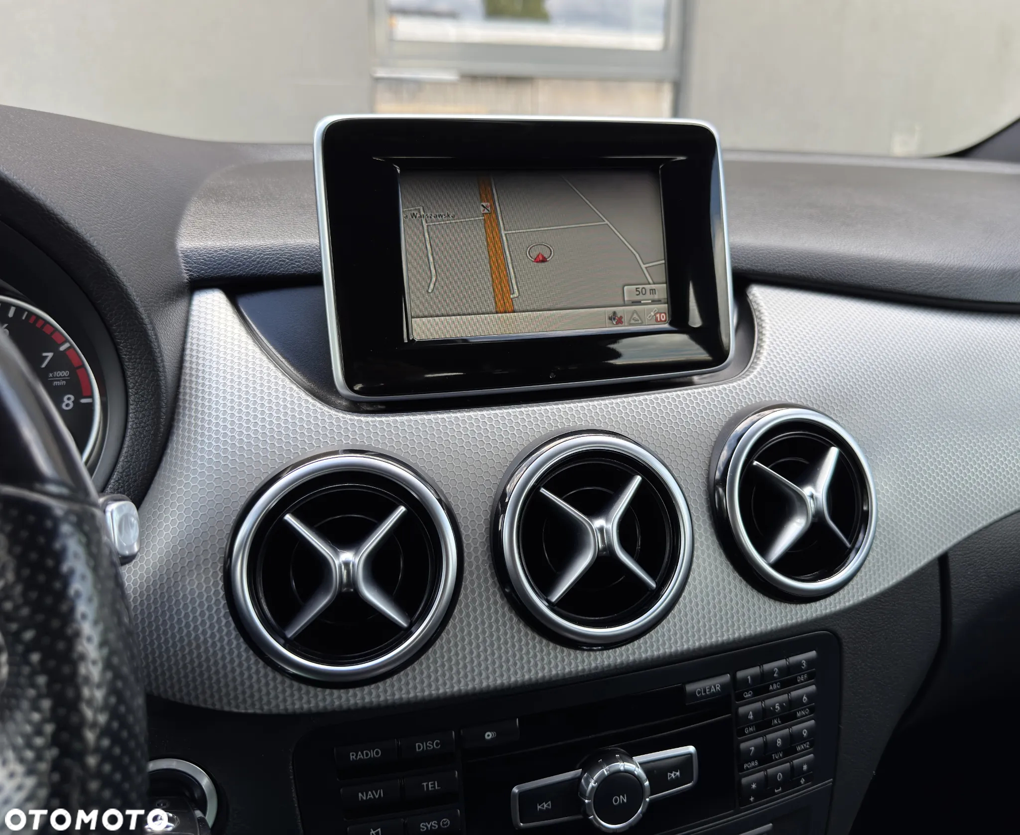 Mercedes-Benz Klasa B 220 4Matic 7G-DCT - 25