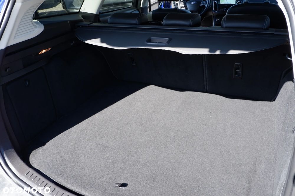 Ford Focus SW 1.5 EcoBoost S&S TITANIUM - 12