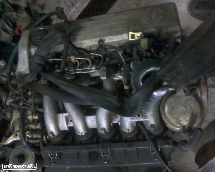motor mercedes 190 2.5d - 1