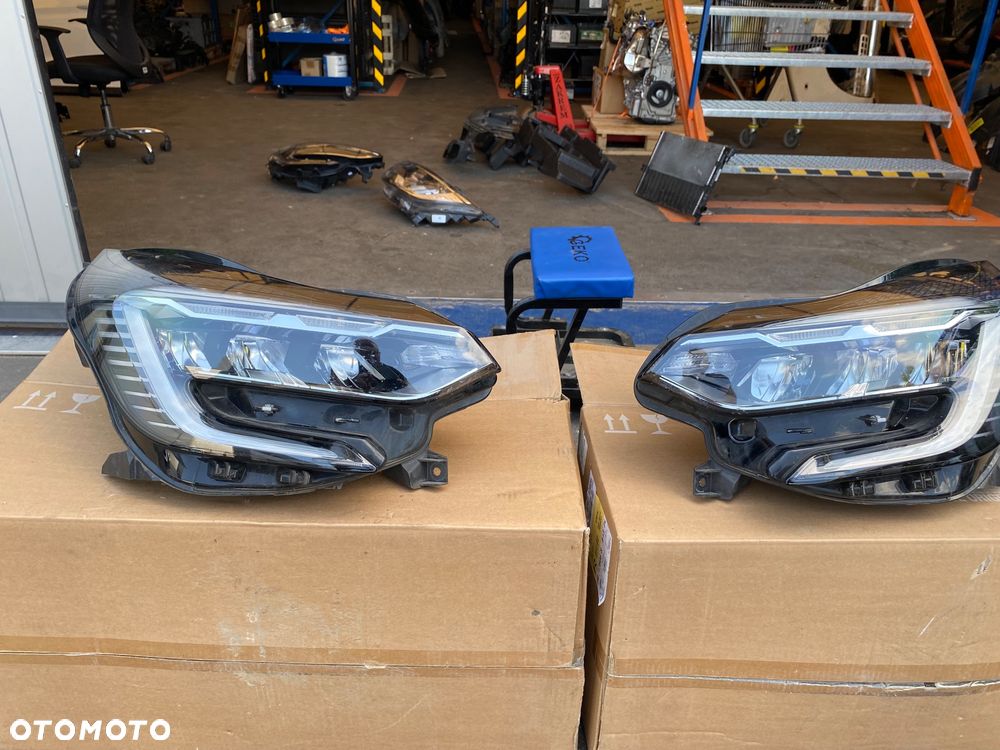 RENAULT CAPTUR 2 II  2022r 2 sztuki Kompletna LAMPA PRZEDNIA PRAWA LEW REFLEKTOR PRAWY lewy PRZÓD FULL LED  LEDOWY  EUROPA FULLLED lampy przednie reflektory 260104900R 260601693R Wwa - 3