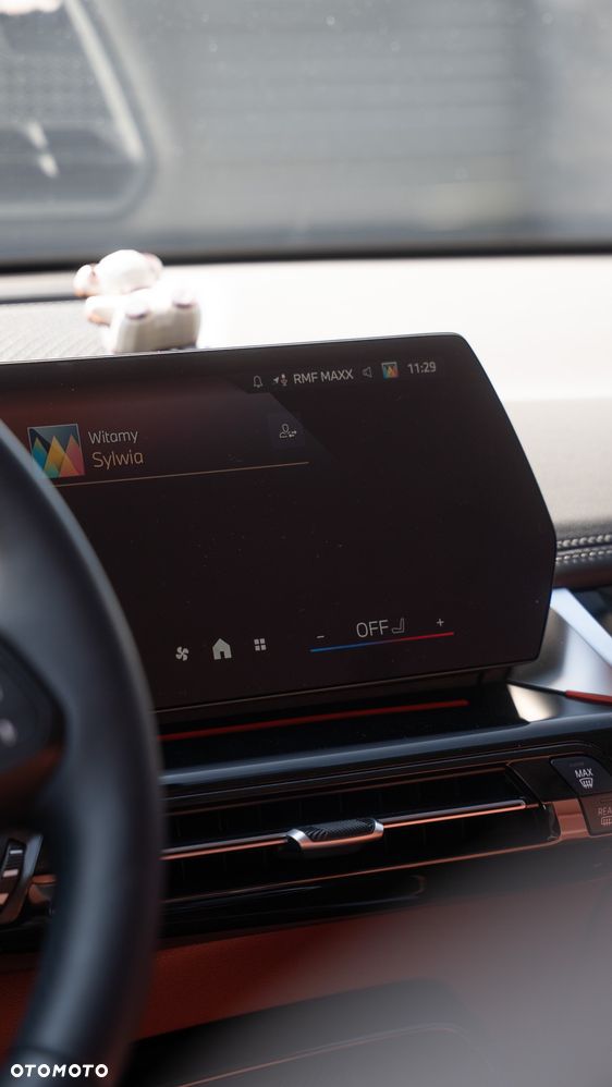 BMW X1 sDrive20i mHEV - 14