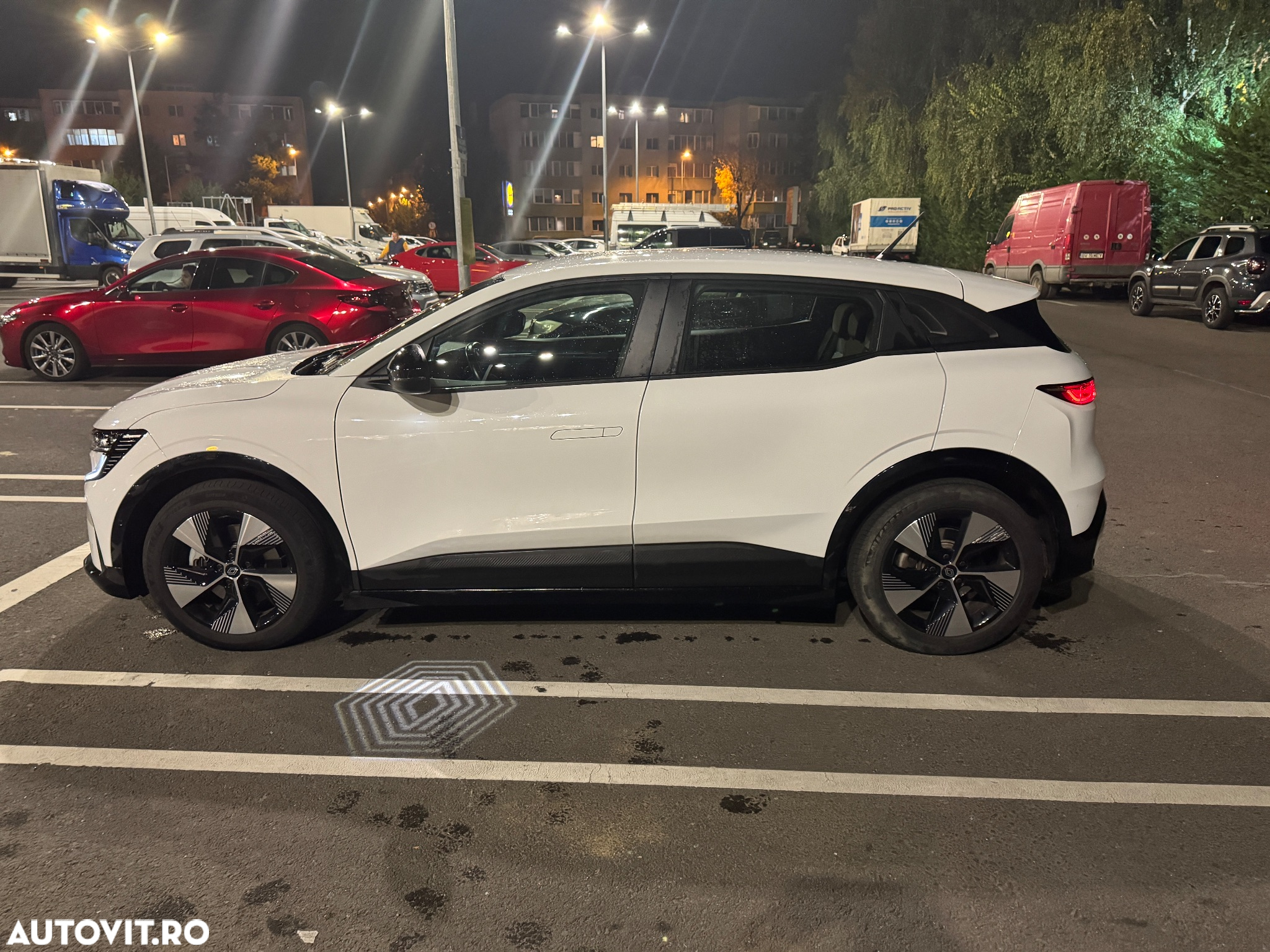 Renault Megane E-TECH EV40 standard charge equilibre - 16