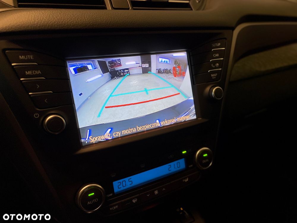 Toyota Avensis 2.0 Prestige MS - 14