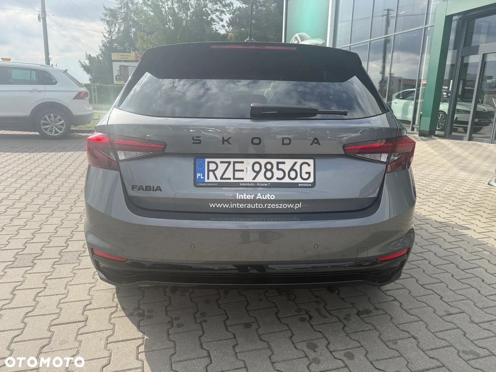 Skoda Fabia 1.0 TSI Monte Carlo - 5