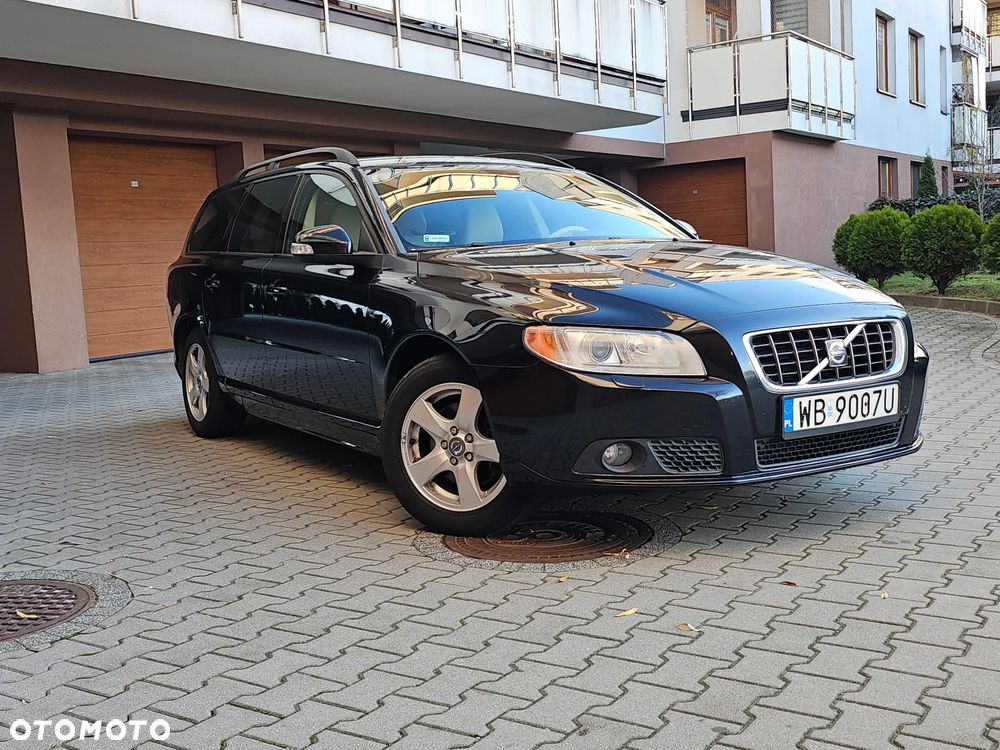 Volvo V70 2.0 Summum - 1