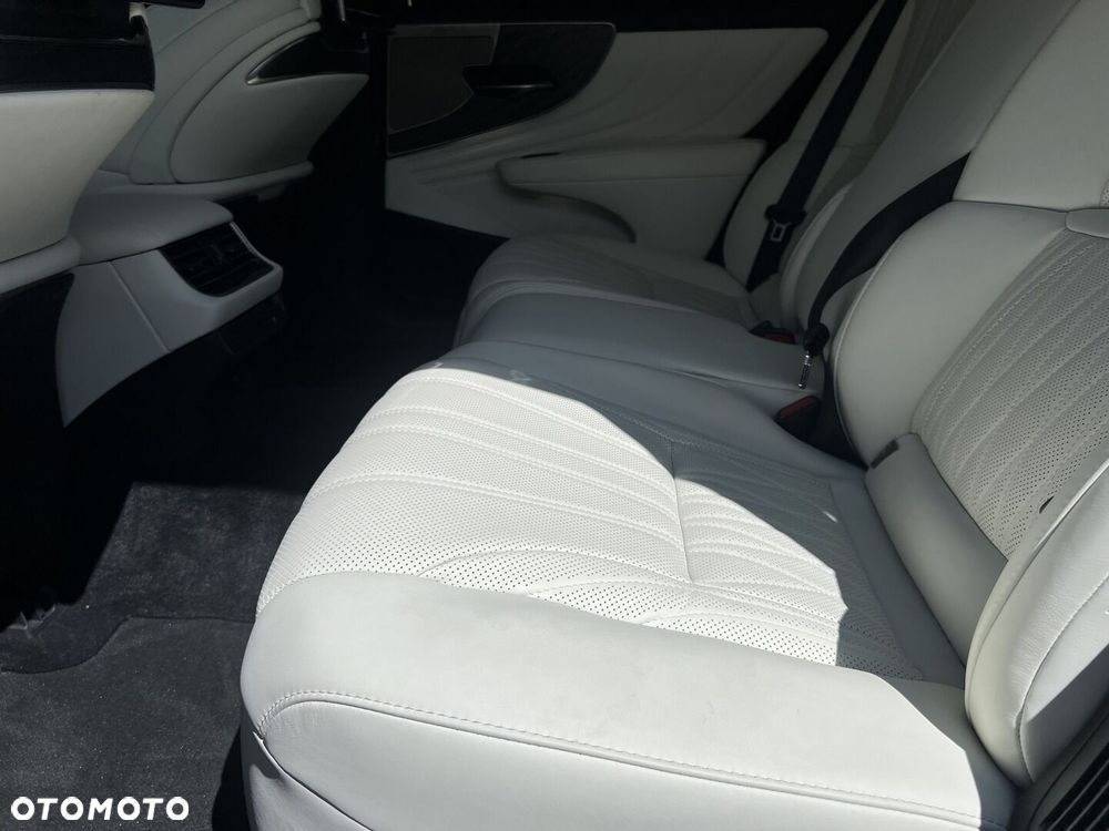 Lexus LS 500h Omotenashi AWD - 12