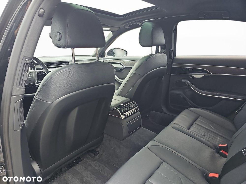 Audi A8 - 31