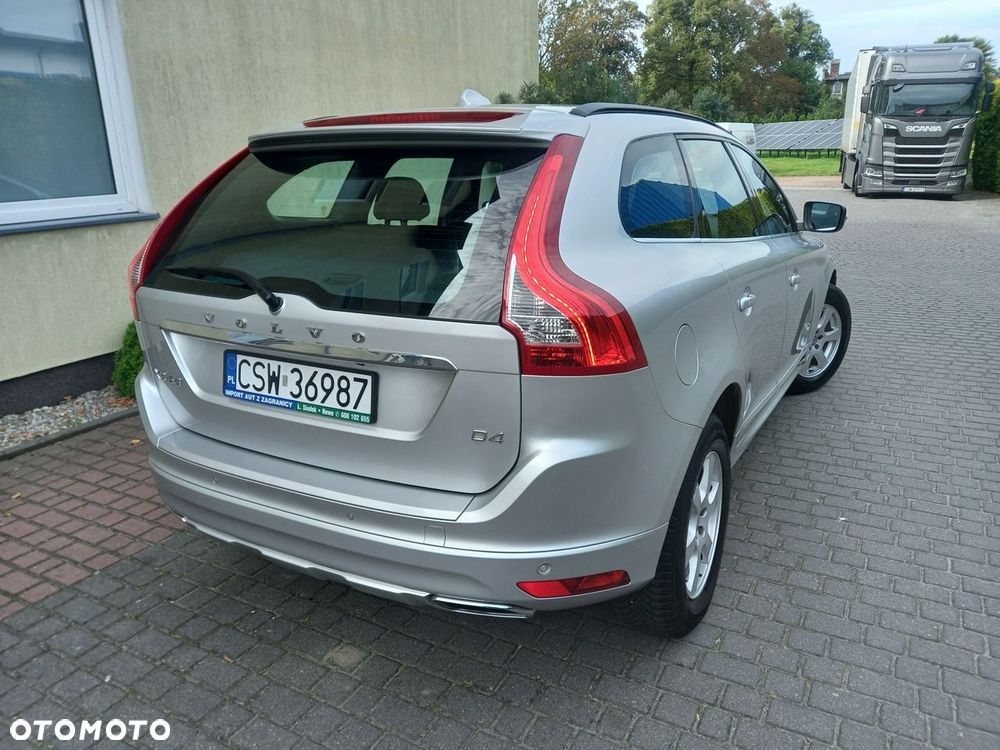 Volvo XC 60 D4 Summum - 4