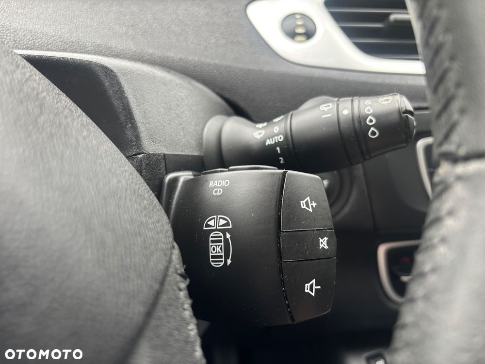 Renault Scenic dCi 150 FAP Dynamique - 22