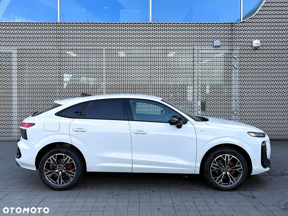 Audi Q3 Sportback - 1