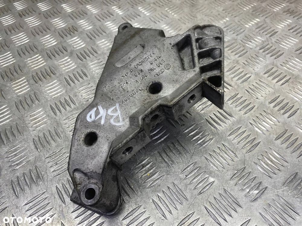 ŁAPA WSPORNIK SILNIKA VW PASSAT B6 AUDI A3 E0S 2.0 TDI 2003-2015 03G199207E - 3