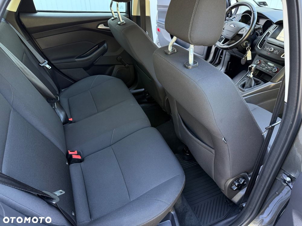 Ford Focus 1.0 EcoBoost Start-Stopp-System SYNC Edition - 16