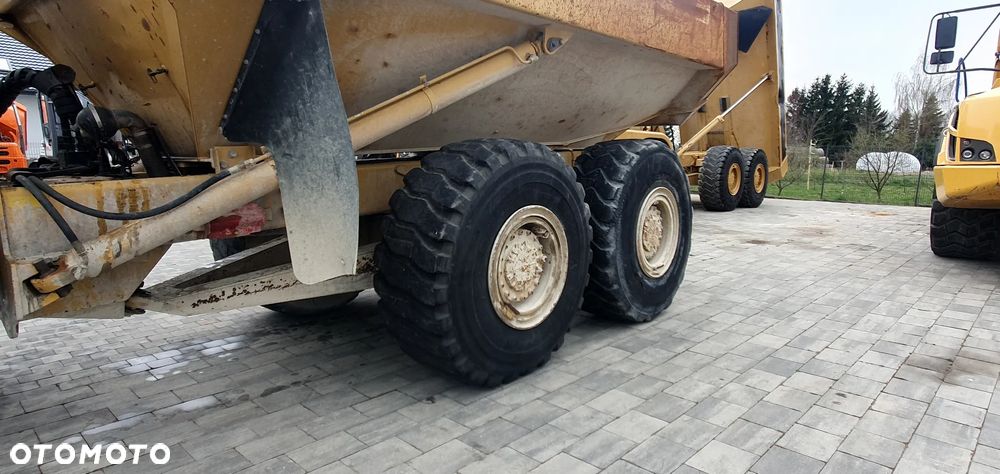 Caterpillar 730 - 2