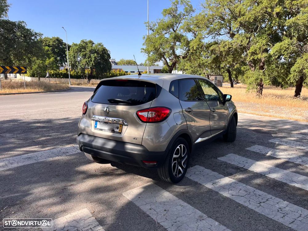 Renault Captur 1.5 dCi - 4