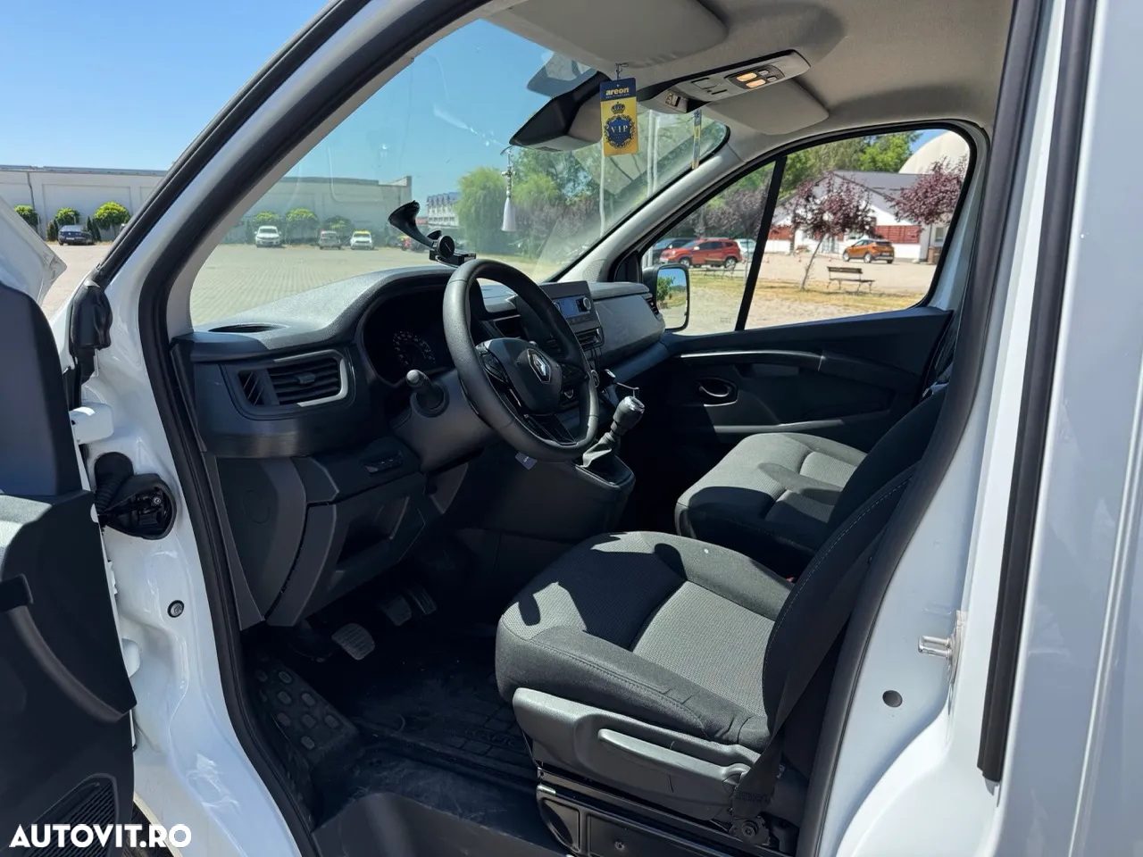 Renault Trafic - 6