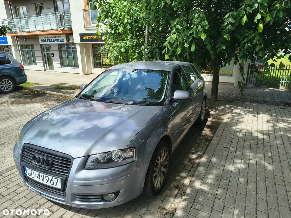 Audi A3 Sportback - 1