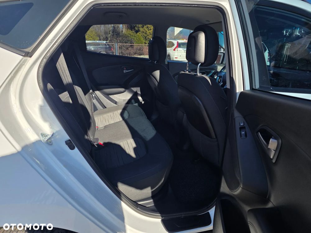 Hyundai ix35 2.0 CRDi 4WD Premium - 11