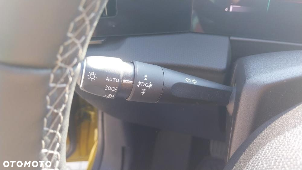 Opel Astra - 16