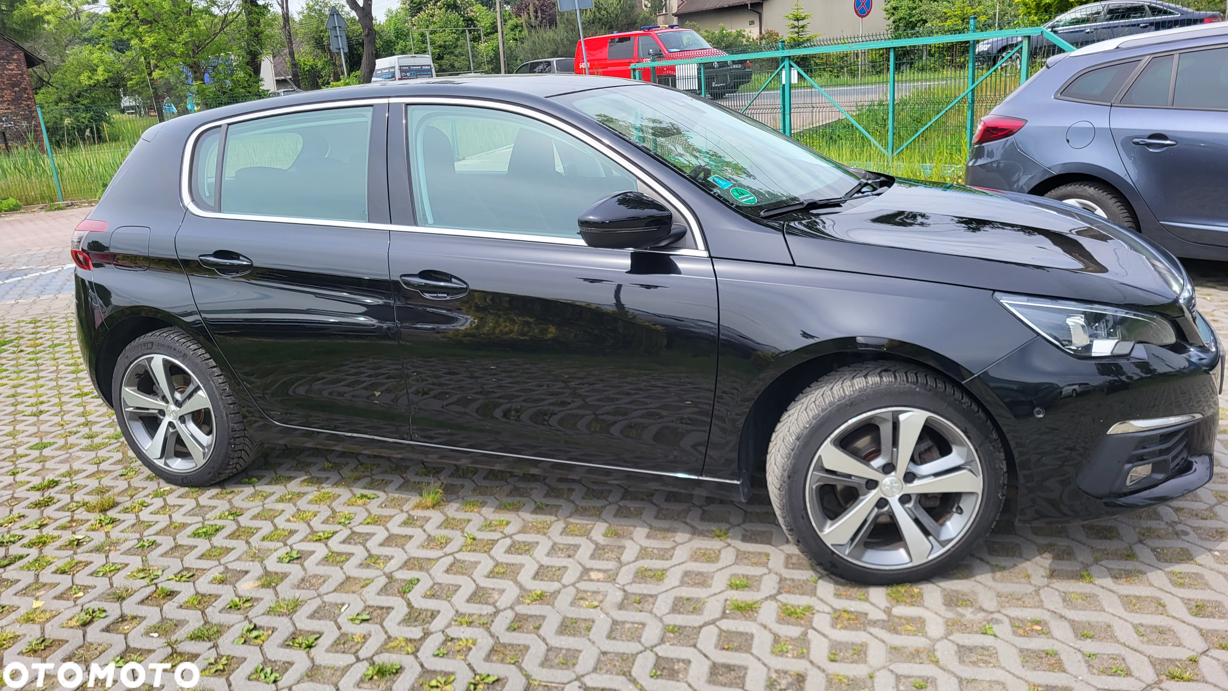 Peugeot 308 BlueHDi FAP 130 Stop & Start Allure - 37