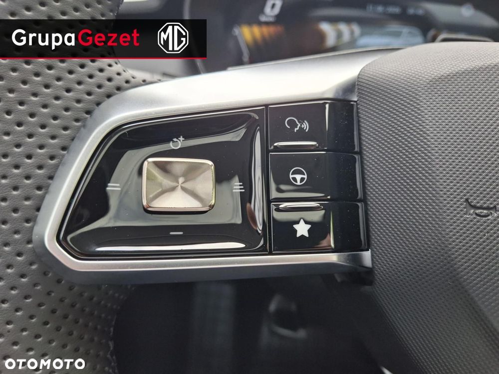 MG ZS 1.5 HEV+ Exclusive - 18