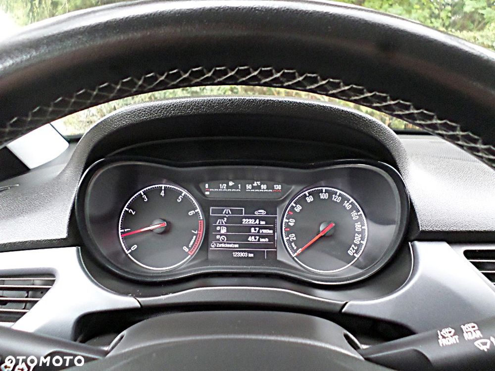 Opel Corsa 1.4 Enjoy - 9