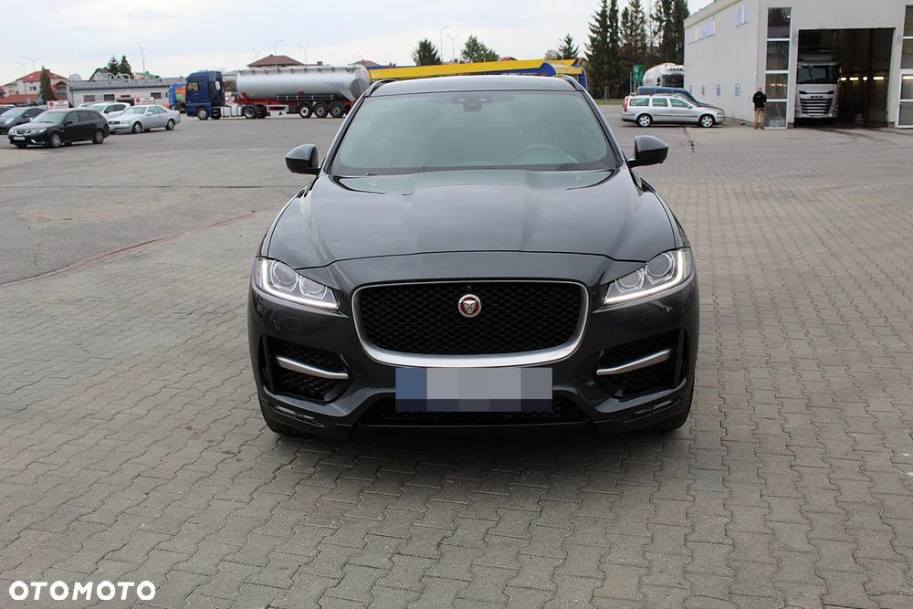 Jaguar F-Pace 2.0 i4D AWD R-Sport - 1