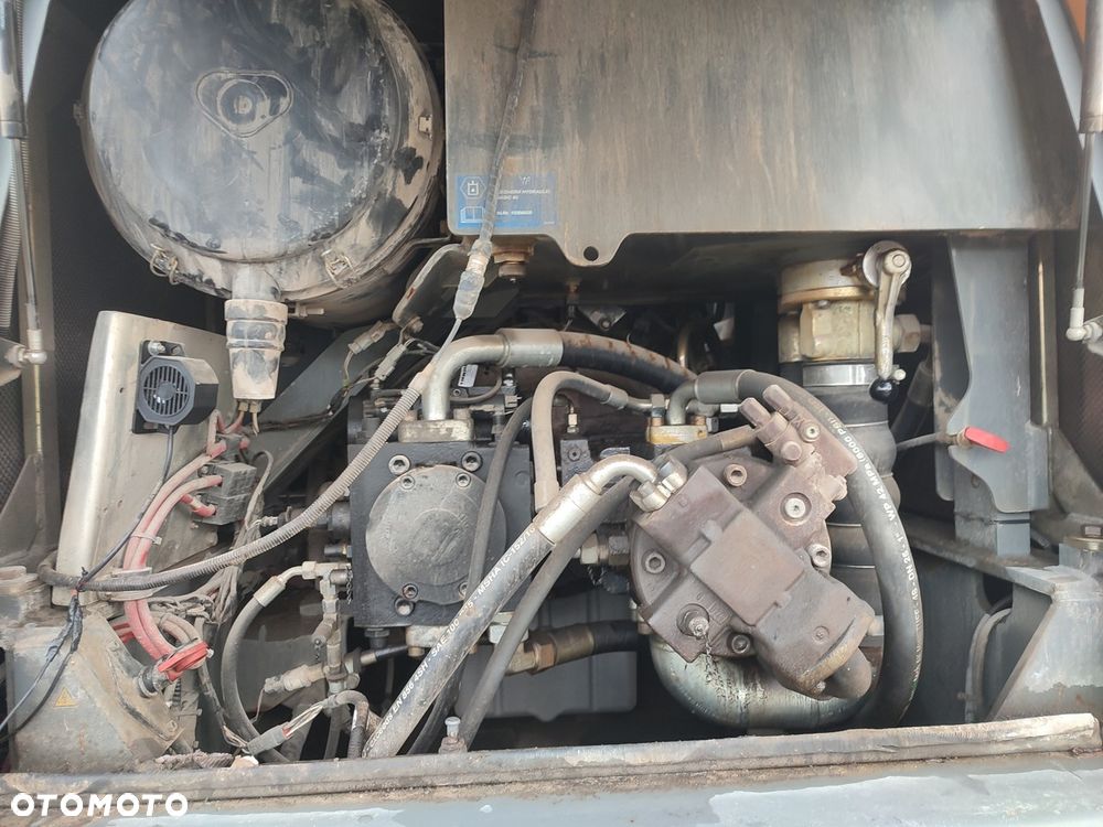 Liebherr L 566 2PLUS2 - 18