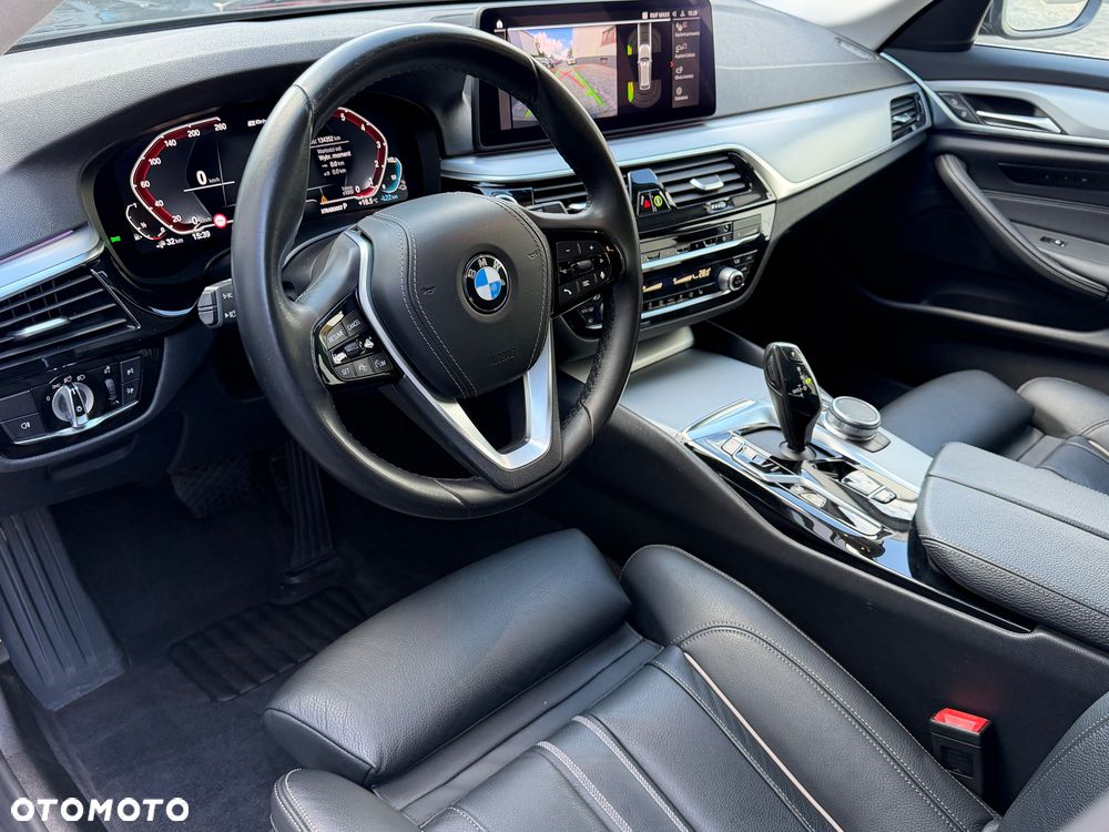BMW Seria 5 520d M Sport sport - 7
