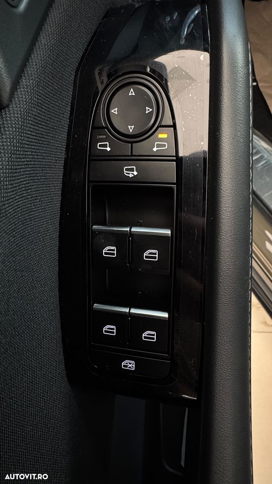 Mazda CX-30 - 11