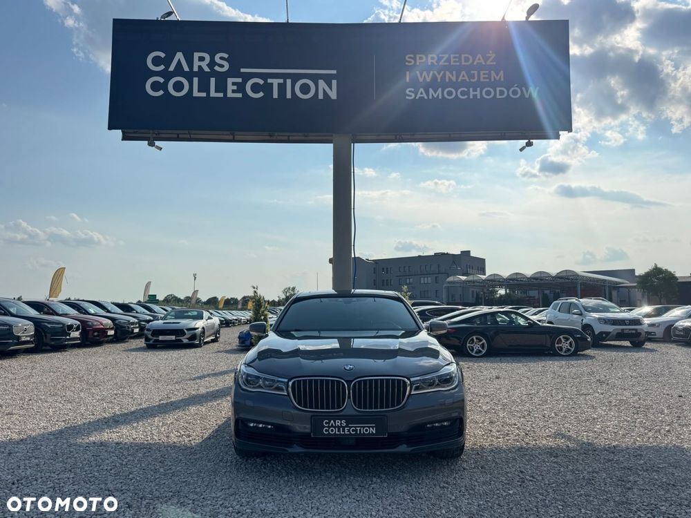 BMW Seria 7 - 26